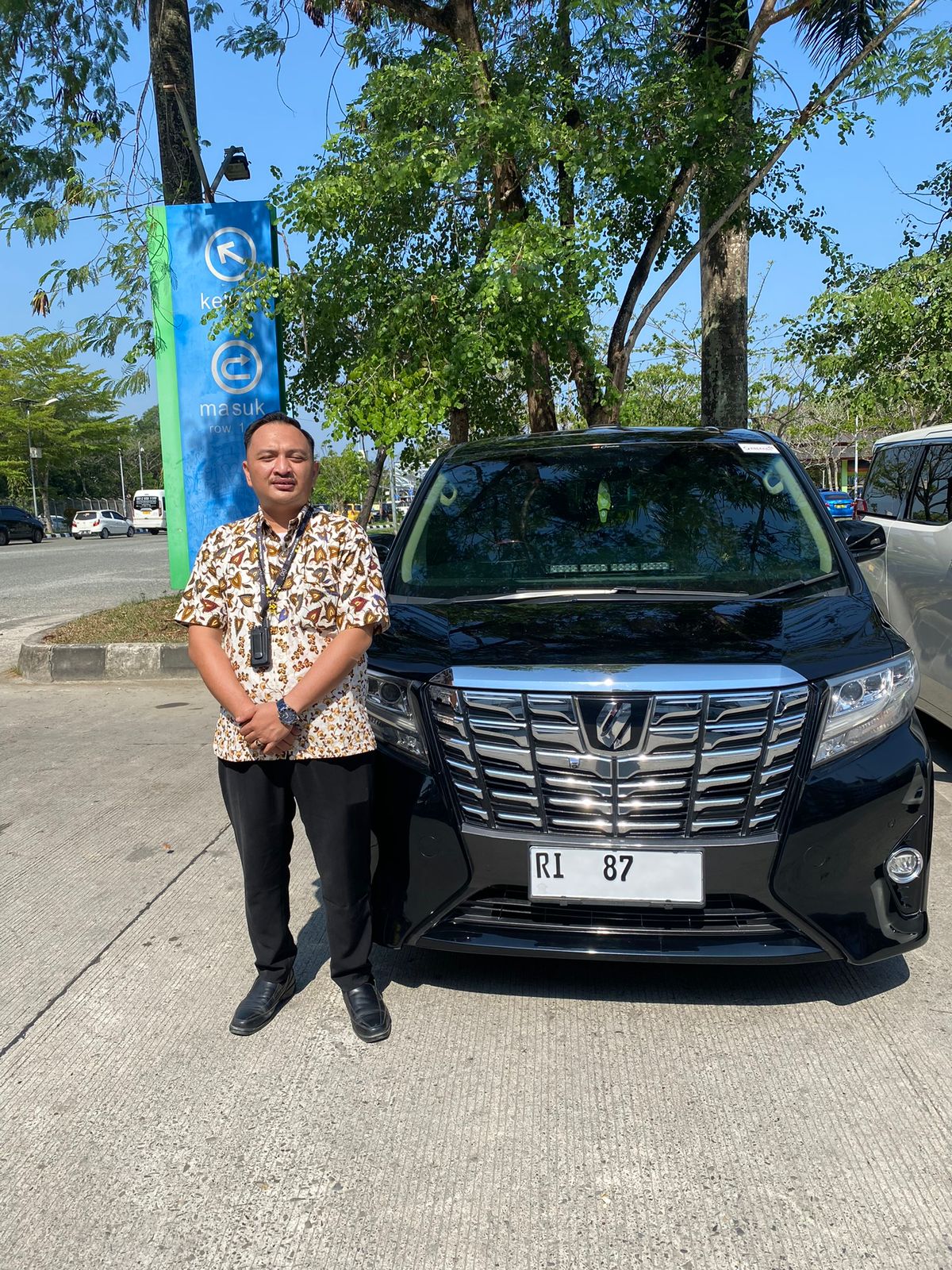 7174abc1-f151-4c3b-b61e-8c7c4d595ff4